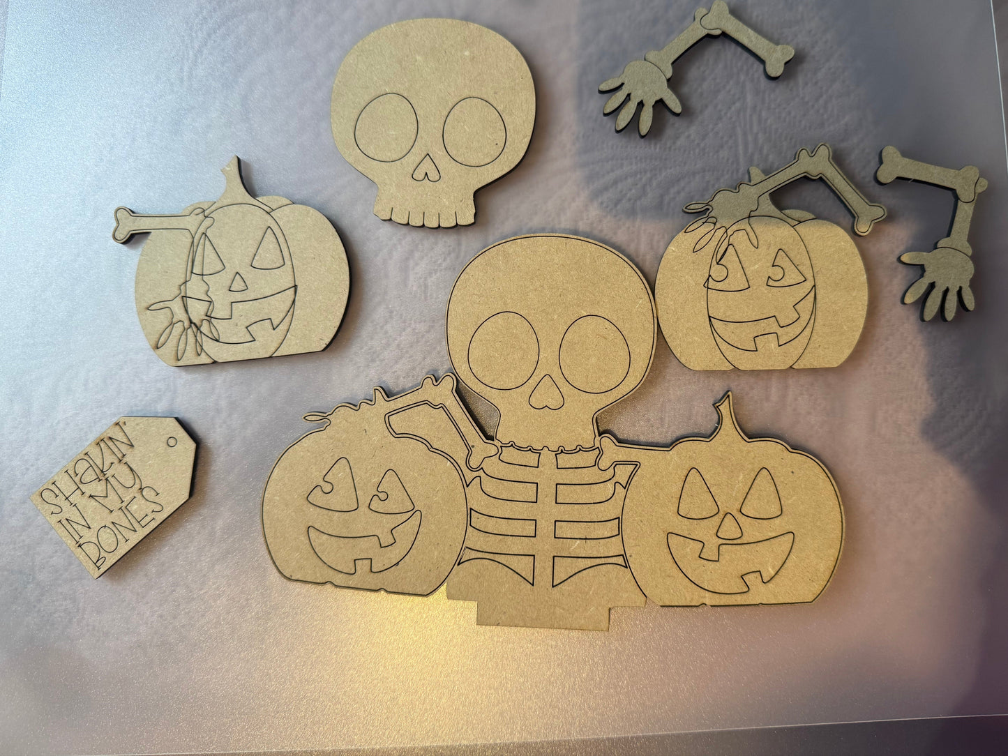 Skeleton & Pumpkins in Basket – DIY Wooden Paint Kit